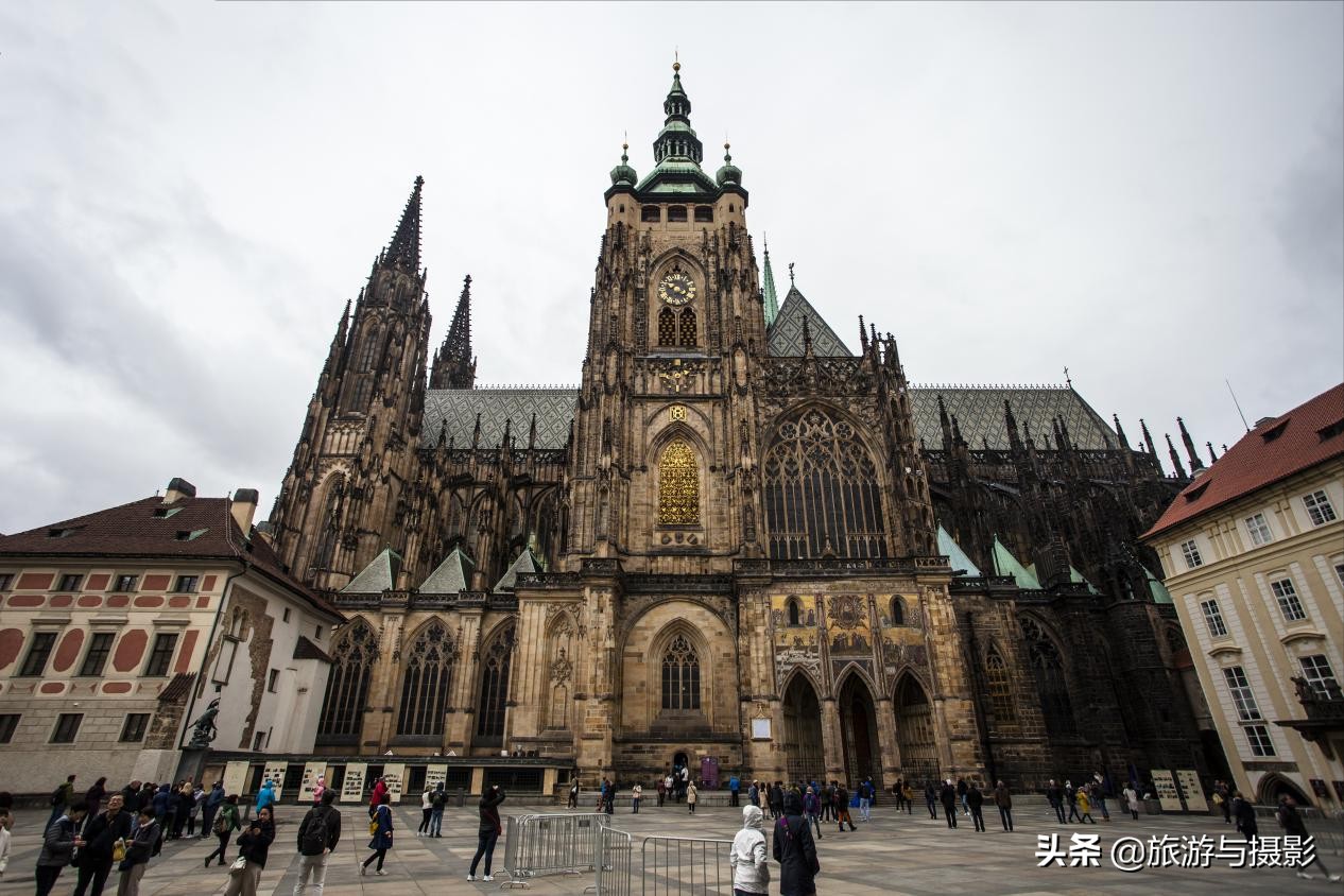重游布拉格,走马观城