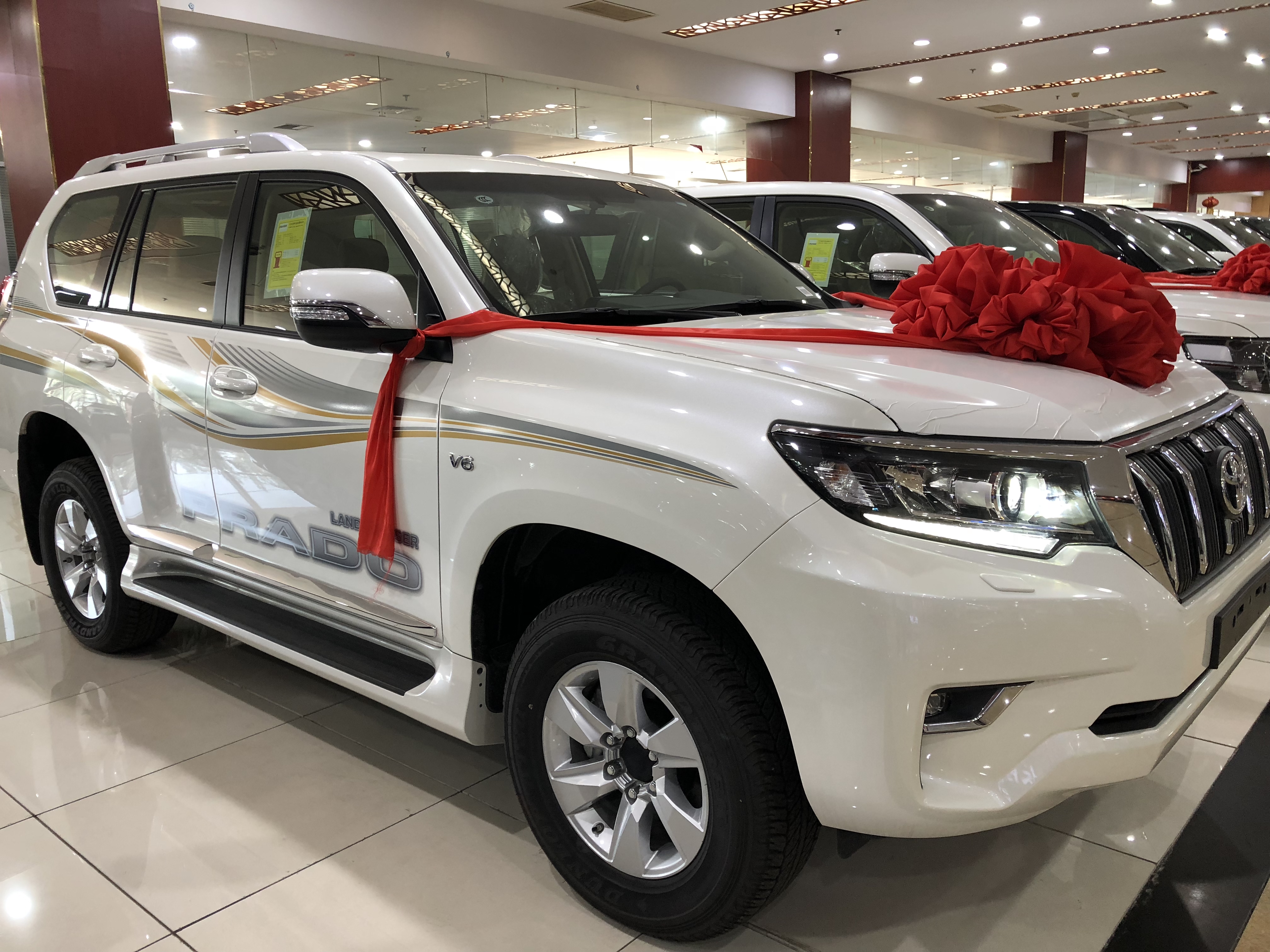 丰田霸道2020款4000试驾,全新丰田霸道4000什么价