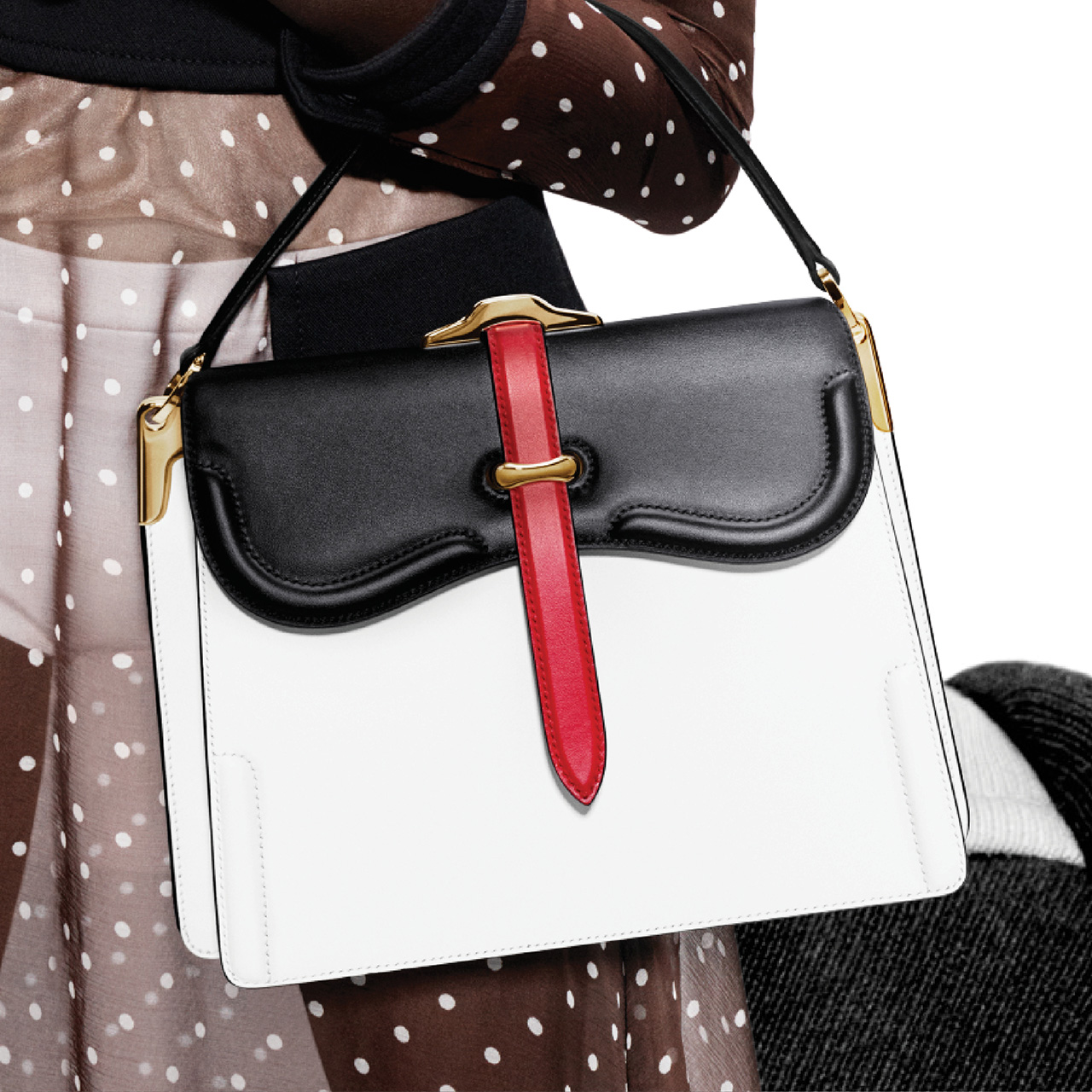 prada是哪个国家的奢侈品牌,普拉达prada是意大利奢侈品牌