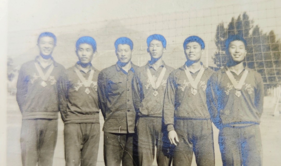 泰山中学回忆,山东中学排球