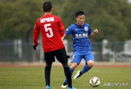 不同足球天赋相似悲情泯然一人甚至被传患不伦之症他们经历了什么