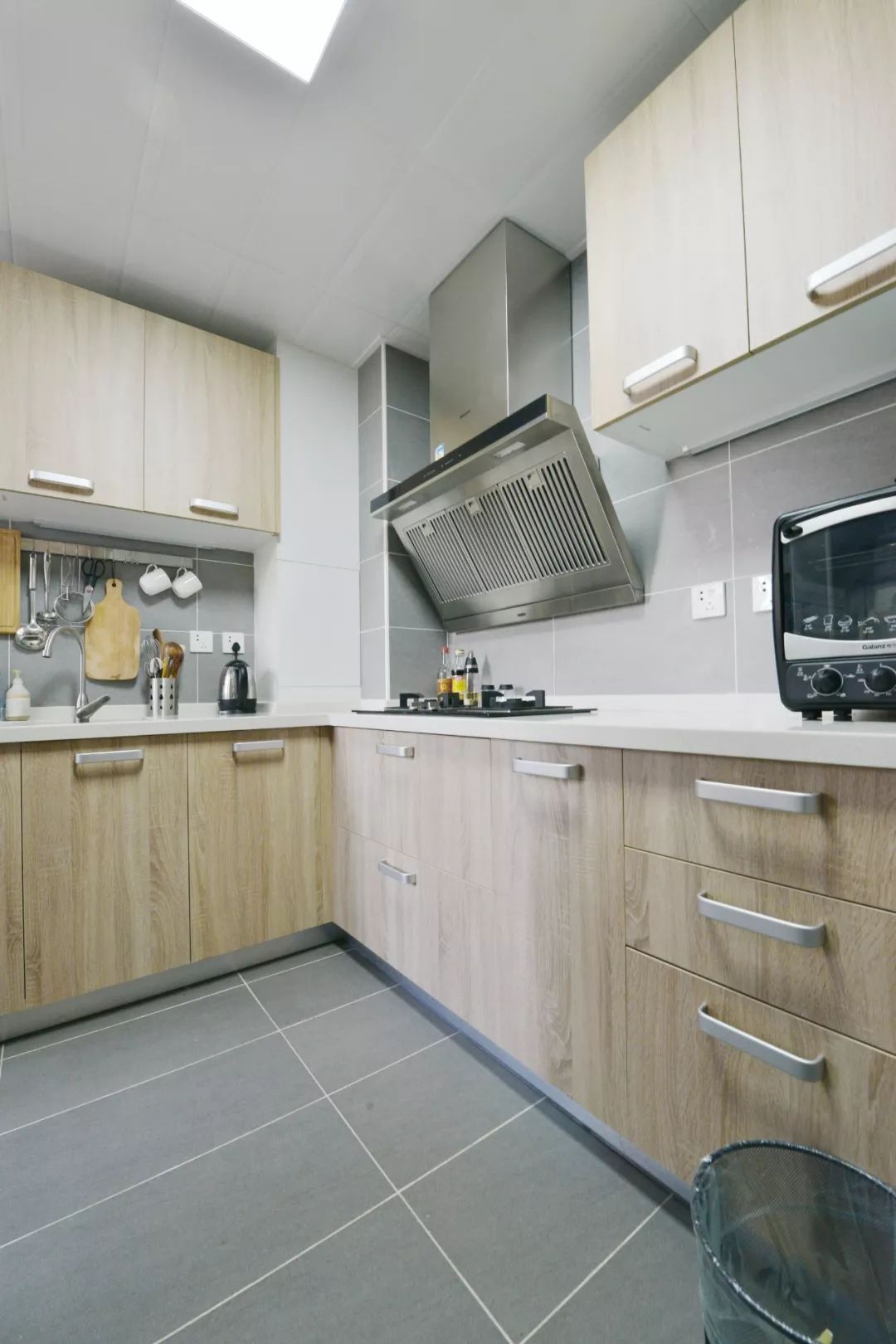 厨房橱柜门新中式款式和颜色,橱柜门颜色香芋色