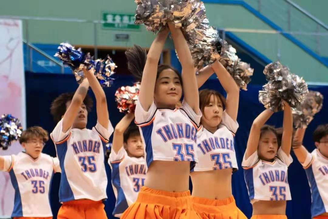 五月动起来图片,五月动起来舞蹈视频