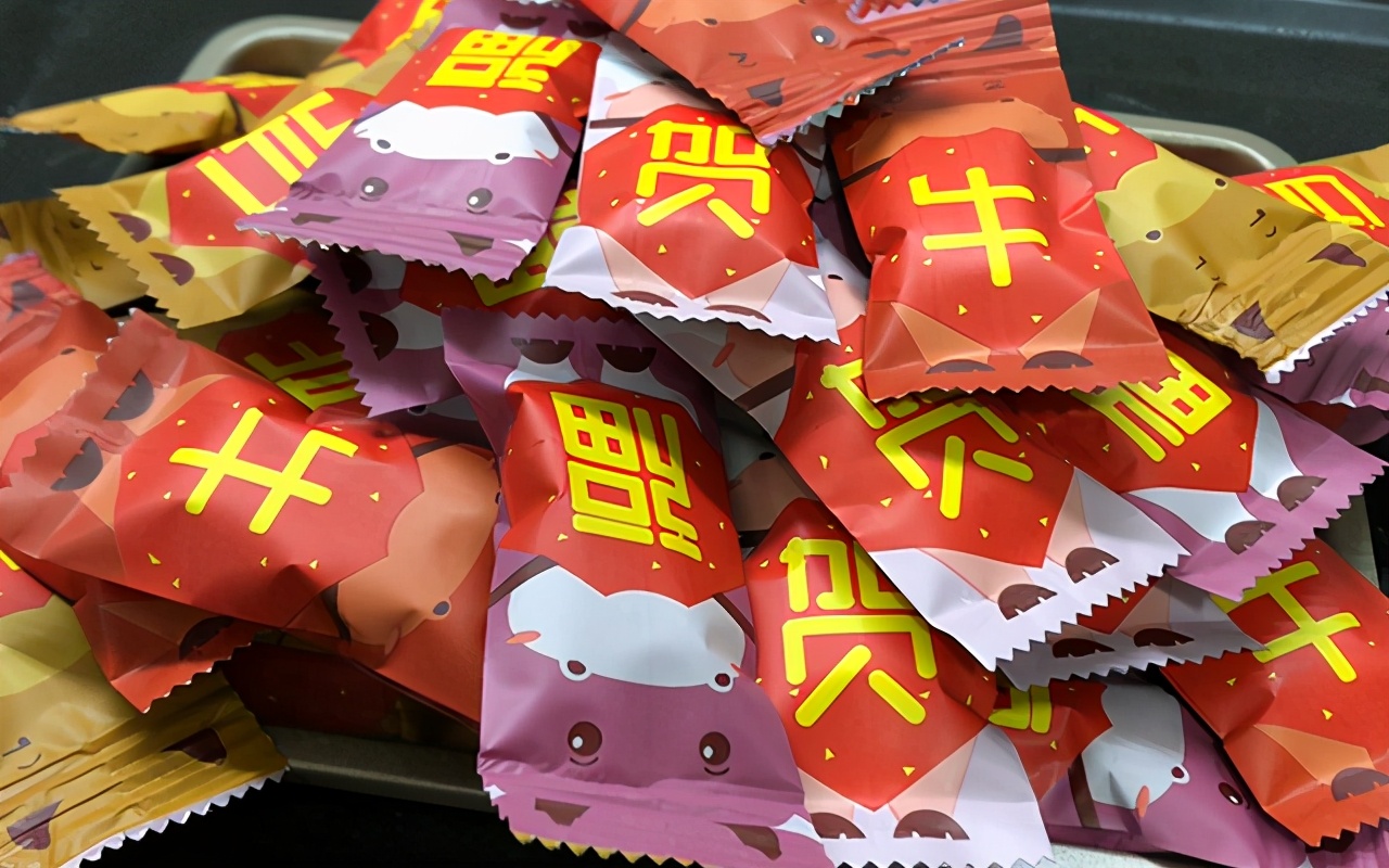 快过年了做软糯牛轧糖,自己做的牛轧糖味道棒棒哒