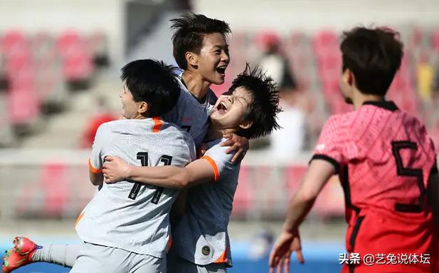 中国女足时隔几年重返亚洲之巅,中国女足时隔16年重回亚洲之巅