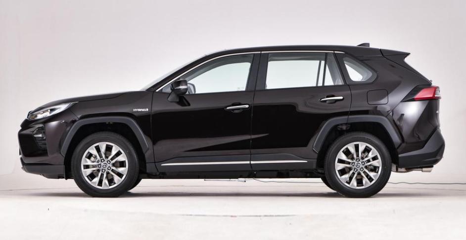 混动皓影和混动威兰达哪个省油,丰田锋兰达和现代威飒哪个省油