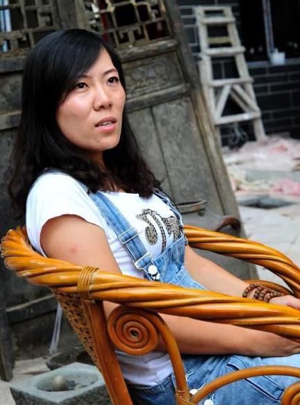 七年前辞职的女老师现状,辞职看世界的女教师现在怎么样了