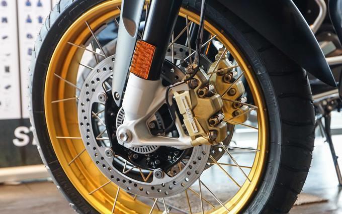 新款宝马r1250adv到手价,r1250gsadv40周年纪念版