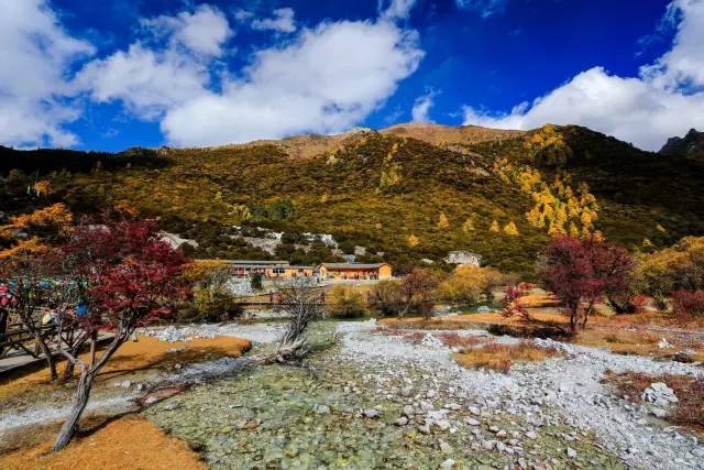 成都出发四川10日自驾游最佳路线,成都到四川自驾游最佳攻略