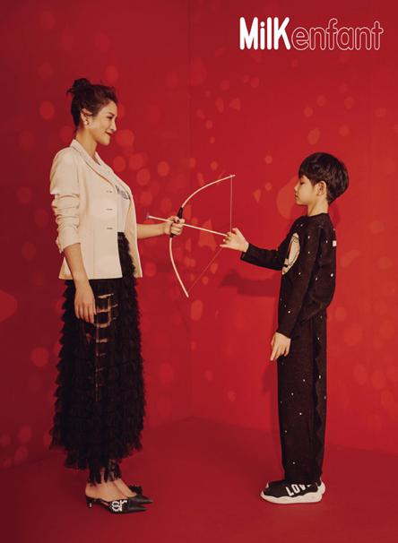 杨烁的小女儿正面照,杨烁杂志照