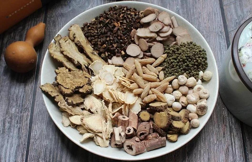 治疗宫寒痛经月经不调的中药方子,女性不孕不育经典名方