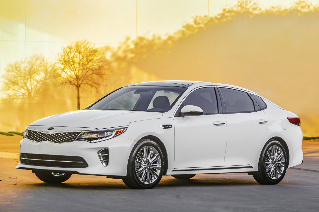 最新款起亚k5驾驶感受,全新起亚k5重回颜值巅峰