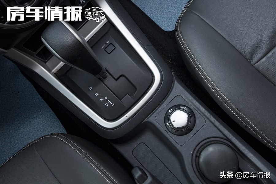 单排四驱自动挡皮卡c型房车测评,d-max单排升顶皮卡房车