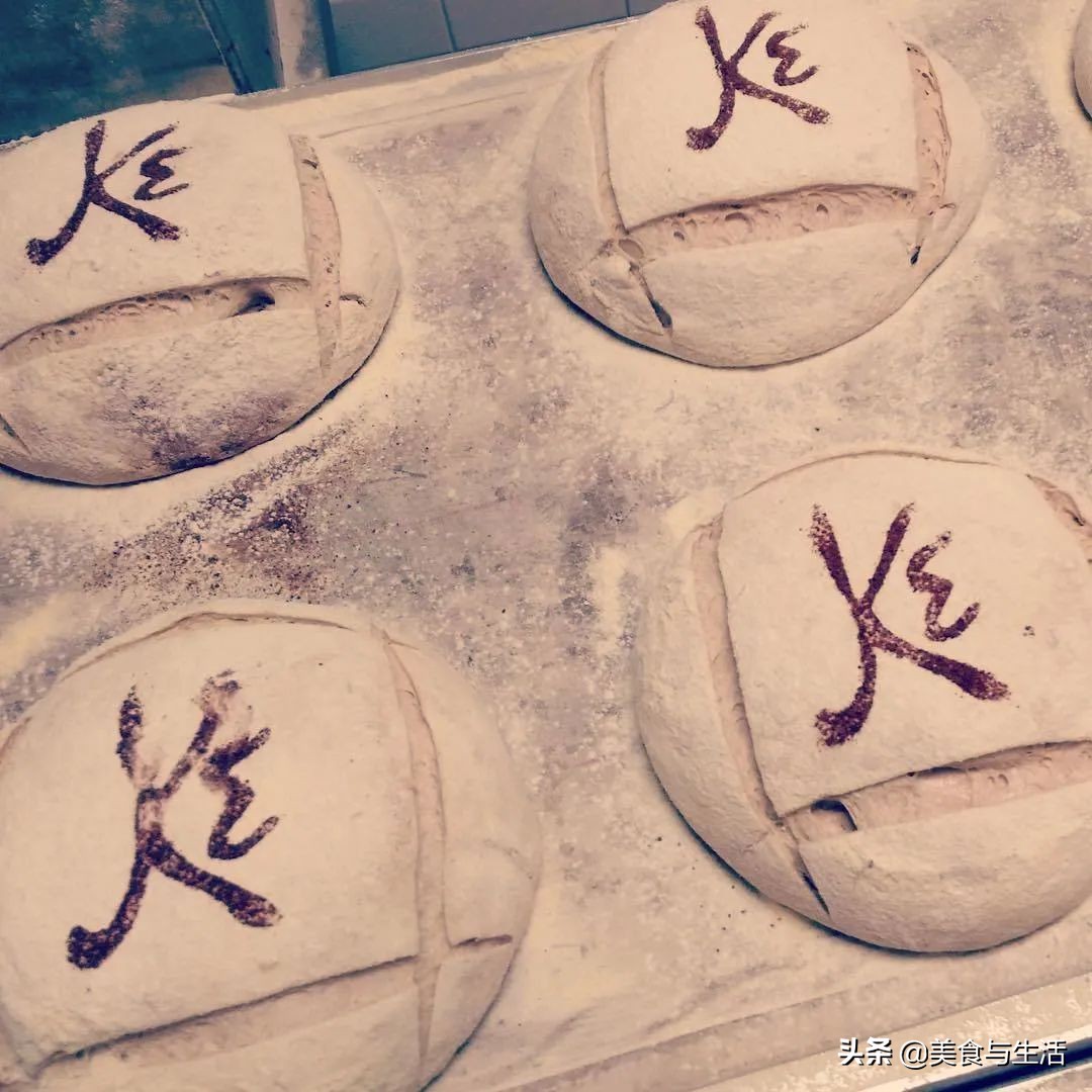 用手工面包店征服全世界,探秘Kayser的面包帝国,让*欲人**罢不能