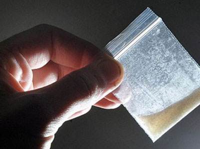 实拍吸毒人毒瘾发作,男女吸毒视频