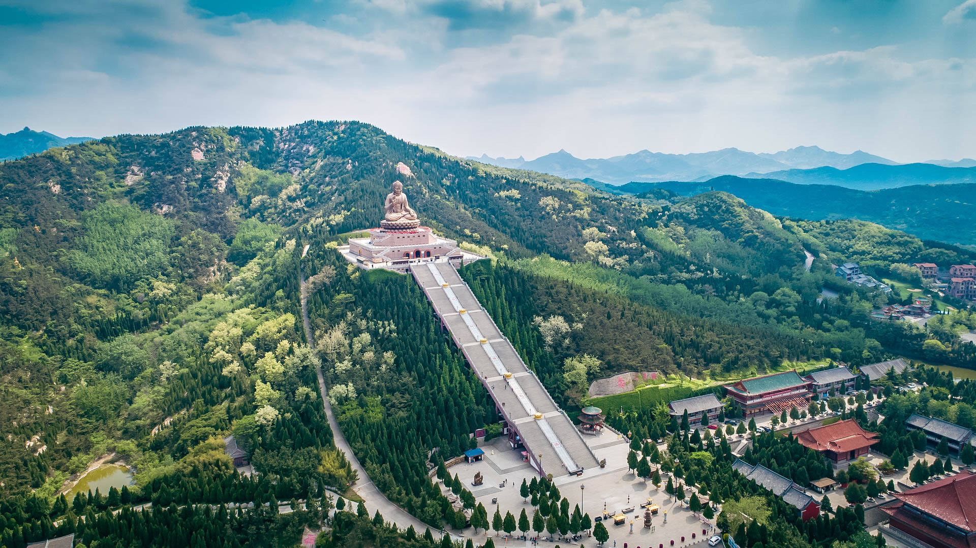 龙口锡青铜大坐佛,龙口全国第一大铜佛