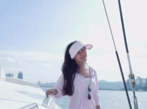 戴上它之后，感觉自己像个“移动空调间”，又凉爽还不怕晒