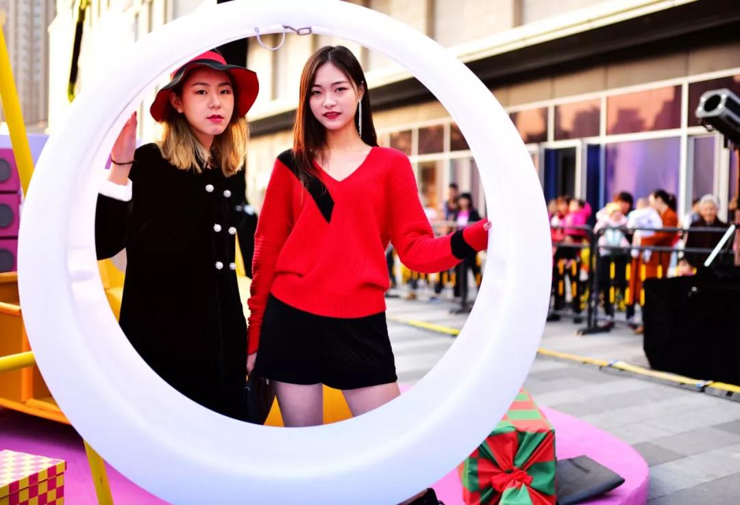 值得打卡的圣诞树,超炫的圣诞树打卡地