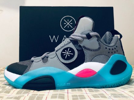 361戈登联名篮球鞋,361签约阿隆戈登