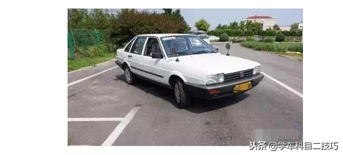 右边30厘米边线怎么找,怎么找30厘米左侧边线距离