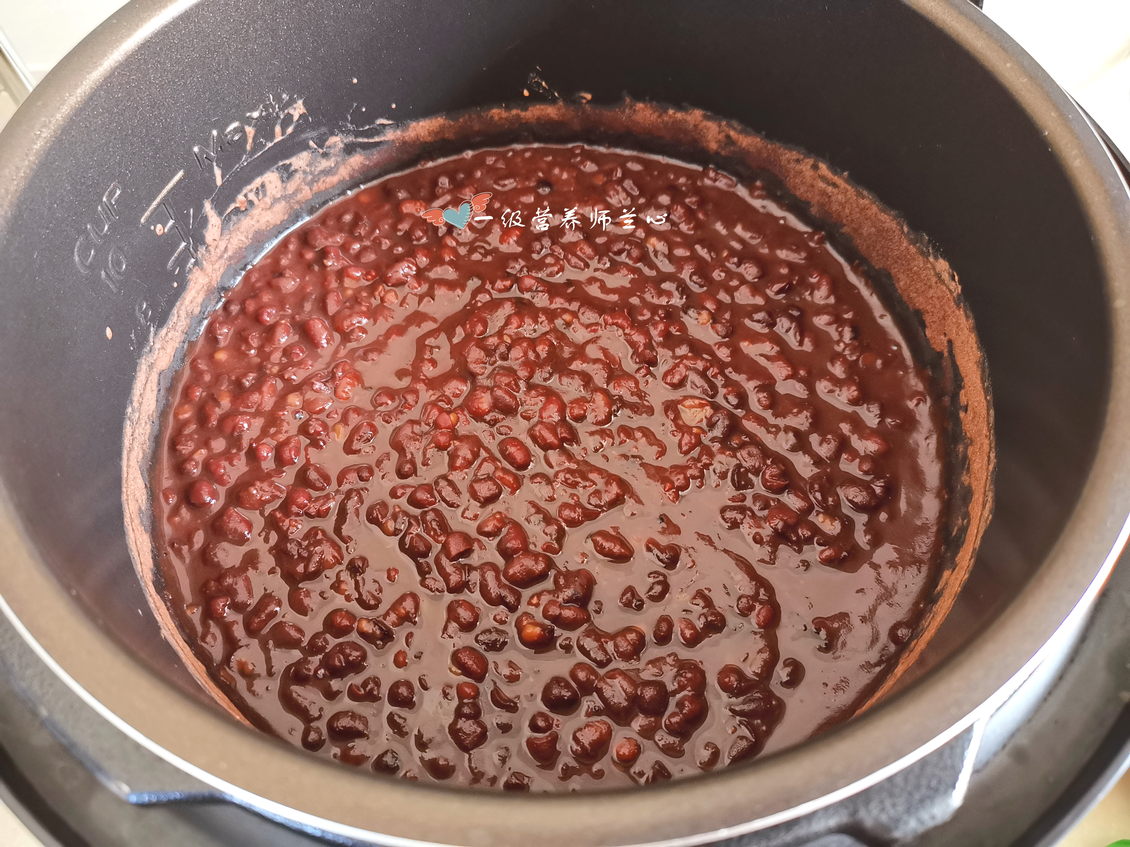 红豆沙最快的做法,红豆沙电饭煲制作方法