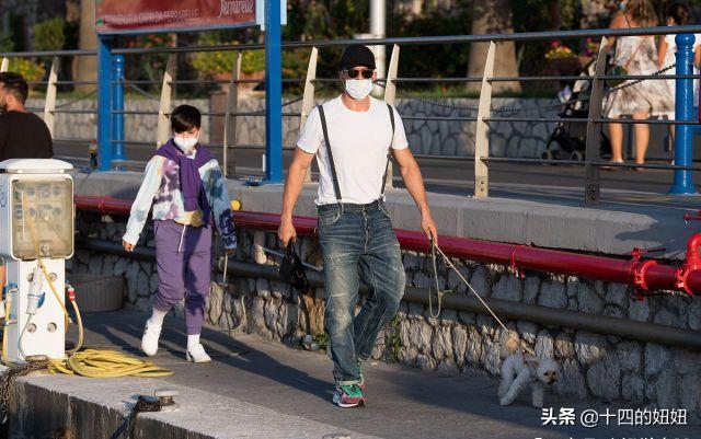 36岁米兰达可儿三胎将卸货,米兰达可儿一家五口