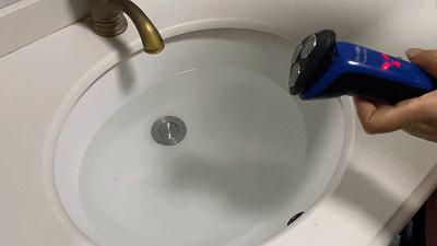 飞利浦小旋风剃须刀使用教程,飞利浦小旋风1000剃须刀评测