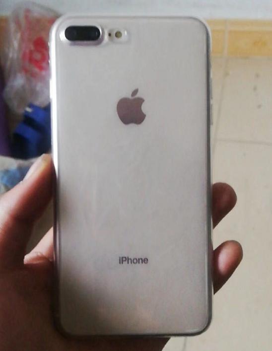 899元货到付款买的iPhone8Plus,总觉得哪里不对?