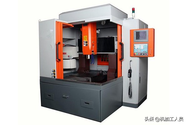 雕刻机加工中心和编程有什么区别,加工中心与雕刻机