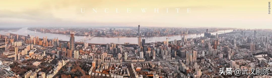 5500件防寒衣从佛山出发驰援灾区,捐赠20万医用防护服100套