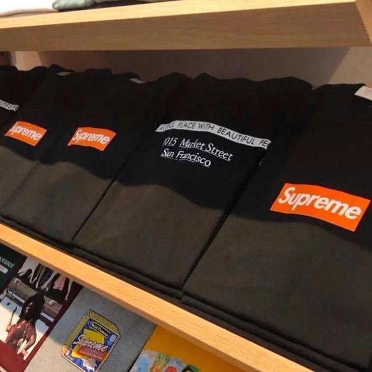 限定疯抢、潮人云集，Supreme新店为什么就选了旧金山