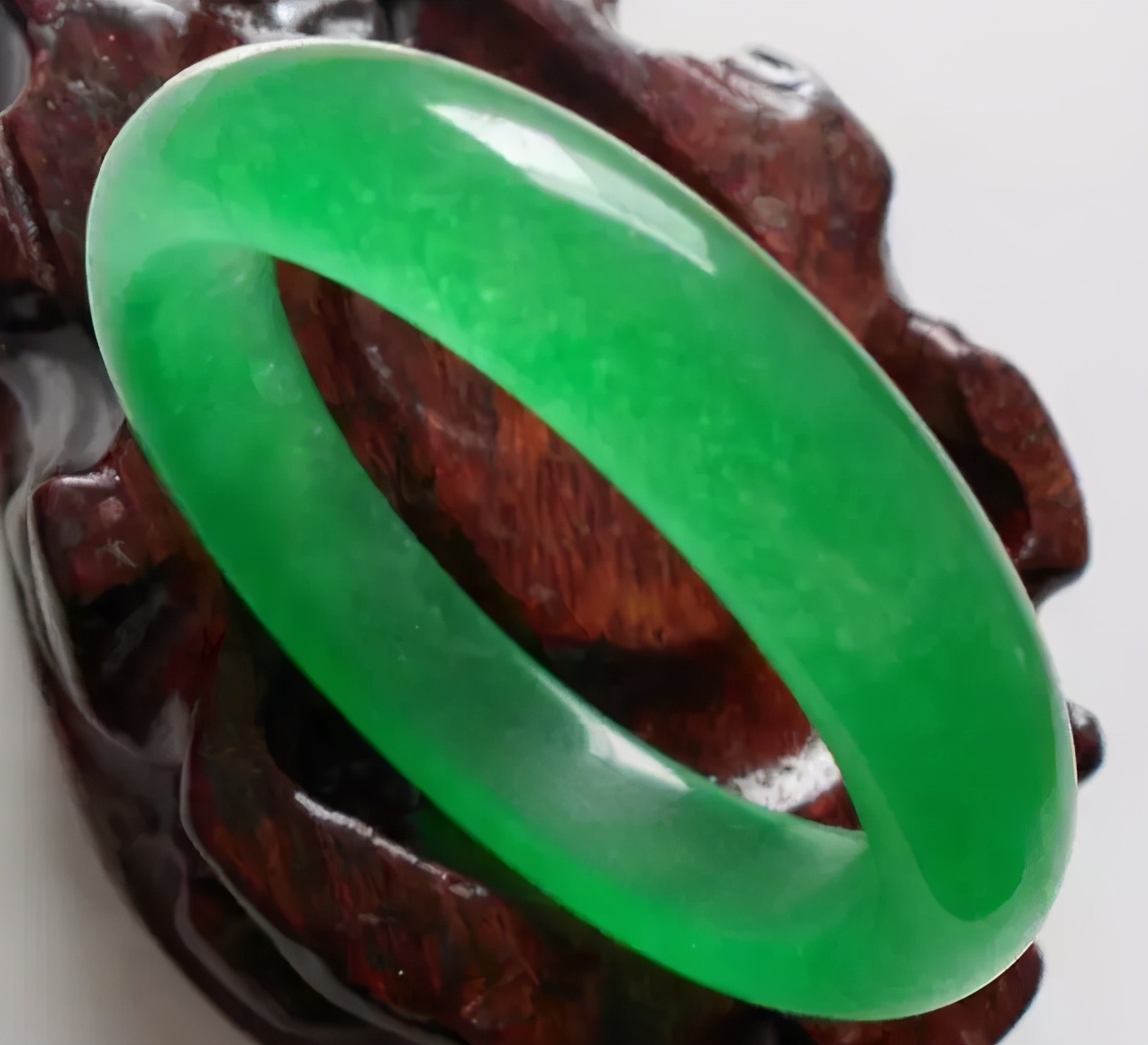 不是所有的玉都很贵，警惕这4种名字带玉的“假宝玉”，涨知识了