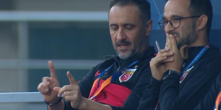 上港2:1逆转鲁能媒体,上海上港0:0战平江苏苏宁