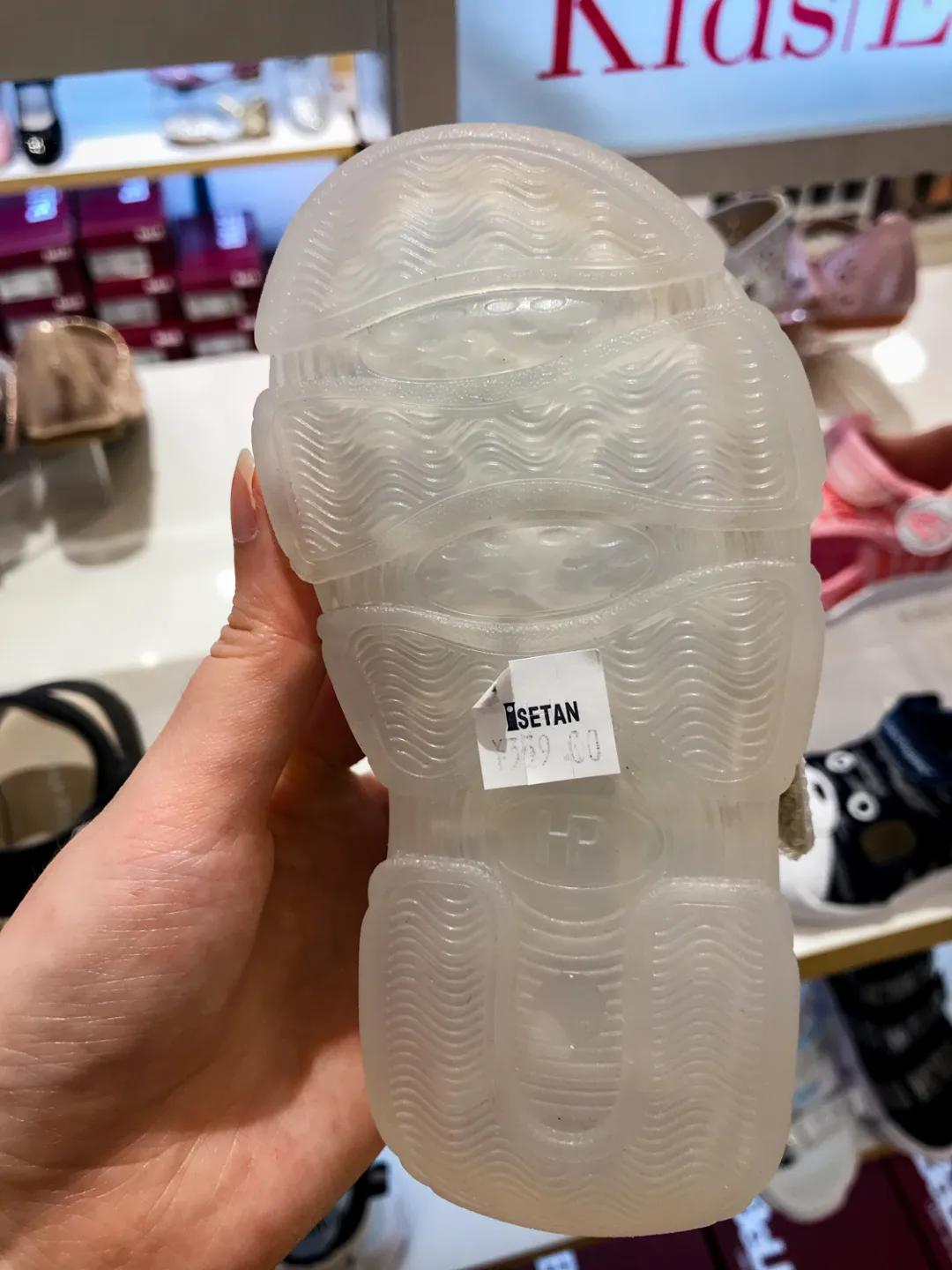 关爱孩子从鞋子开始,关爱宝宝从脚开始