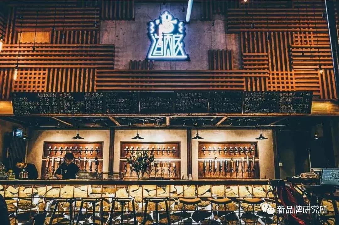 开一家精酿酒馆需要多少设备,开一家精酿啤酒店赚钱吗