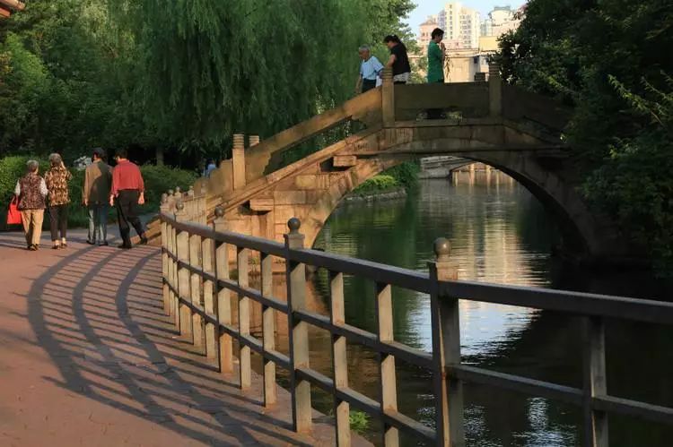 推荐上海地铁能乘到的游玩景点,上海地铁可直达的旅游景点