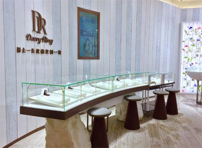 成都钻戒定制品牌哪家好一点,专业的钻戒定制同时兼具原创