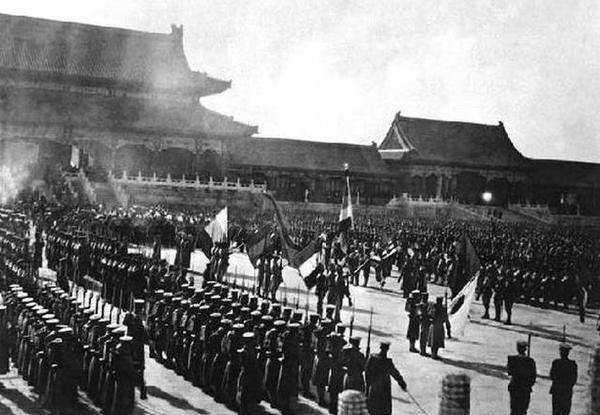 古代的一两银子多少克,中国古代的一两银子是多少钱