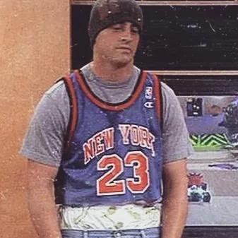 老友记十个经典穿搭,老友记穿搭现在都不过时