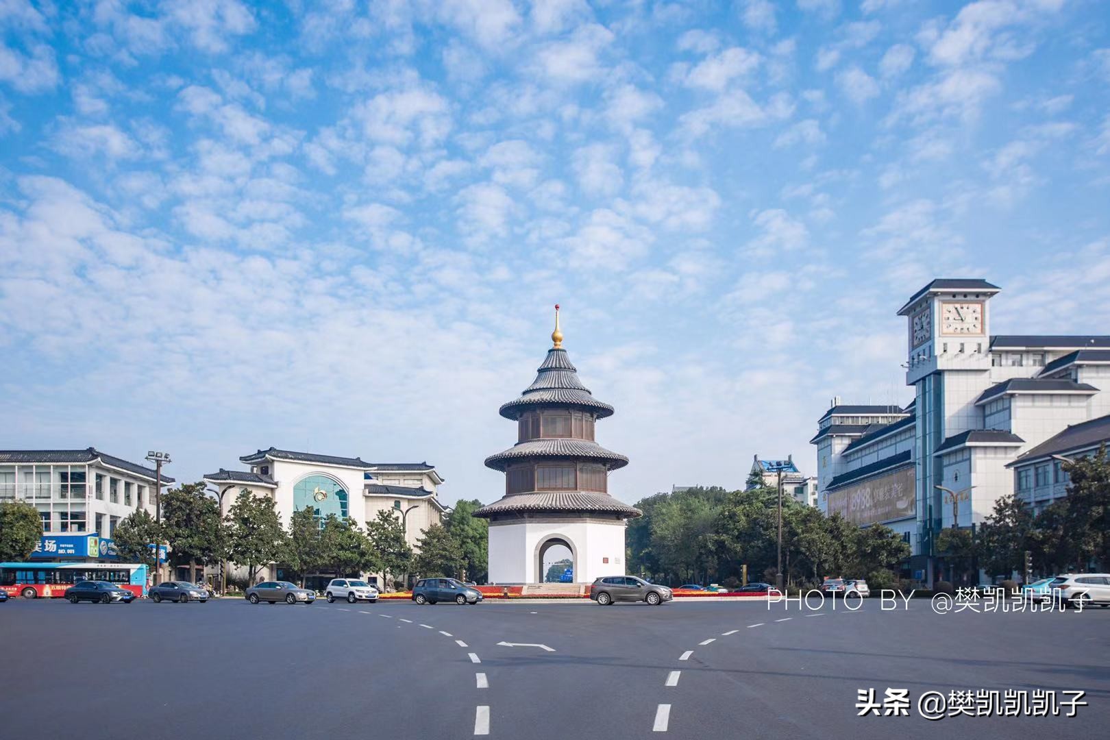 四望亭比文昌阁历史更久，两者相距500米，为何后者却是扬州地标