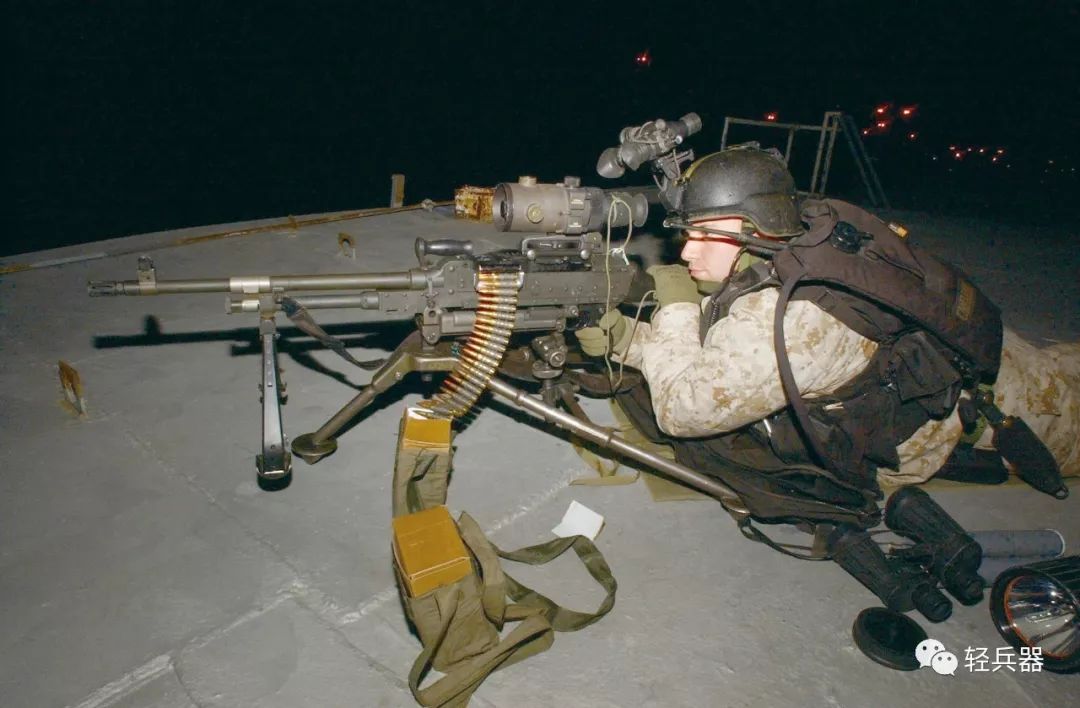 微光增强夜视仪,微光夜视增强器