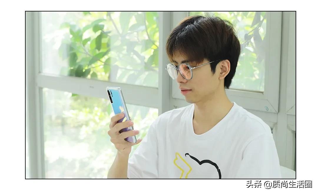 曲面屏贴膜有气泡白边怎么处理,曲面屏钢化膜边缘贴有白边怎么办