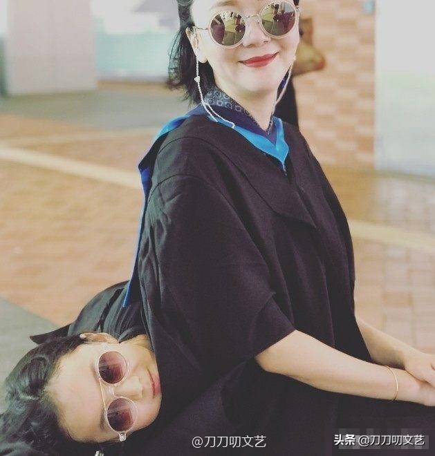 年三十低调秀恩爱,春节低调秀恩爱