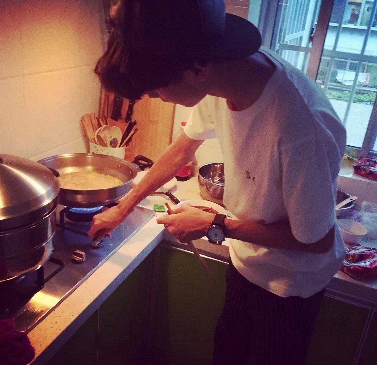 纪念日总是让人伤神?送她这几个礼物,可能效果比贵的东西更好