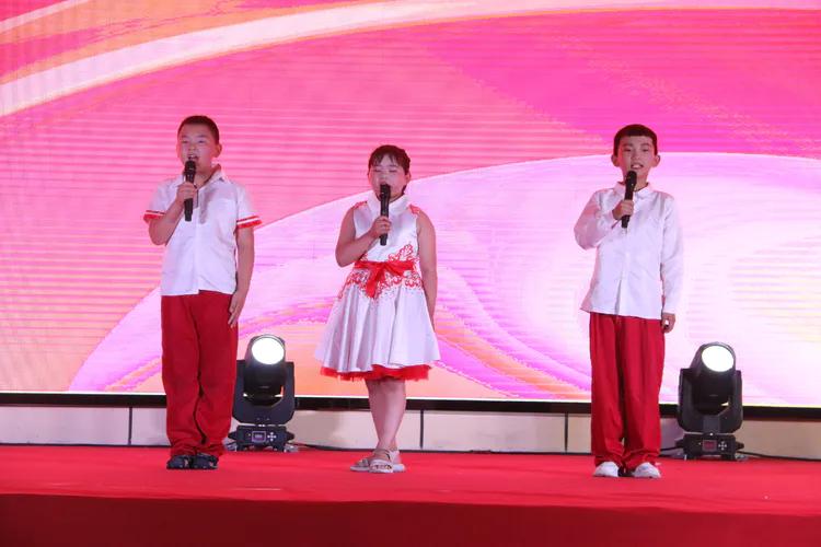 2021年驻马店蓝蓓蕾艺术学校大型公益晚会圆满落幕