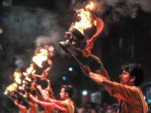 美日韩集体失守,印度新型病毒零感染:印度人百毒不侵无敌了吗?