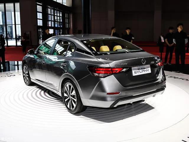 深圳跑滴滴现在一个月能赚多少,深圳跑滴滴车一般月收入多少