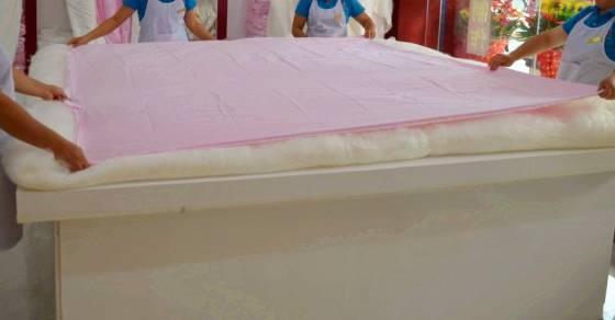 小朴妹家：从蚕茧到蚕丝被，传统手工蚕丝被的加工流程