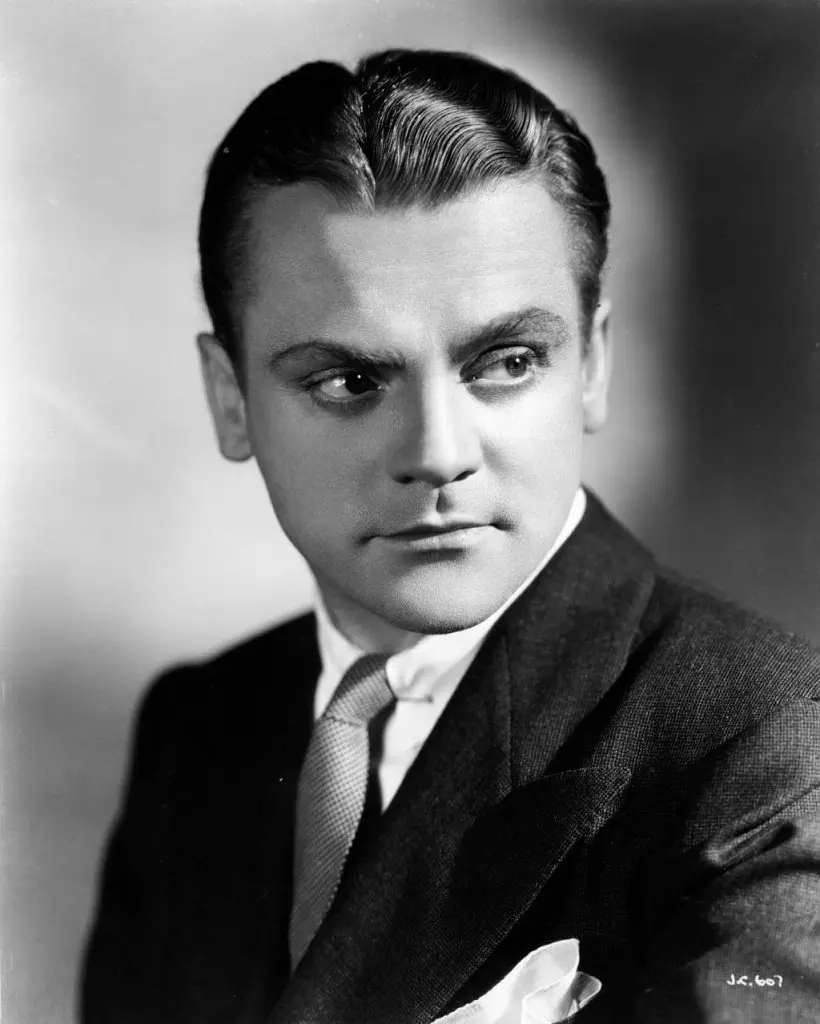 好莱坞50位最伟大明星，费雯丽赫本梦露泰勒褒曼嘉宝谁最美？