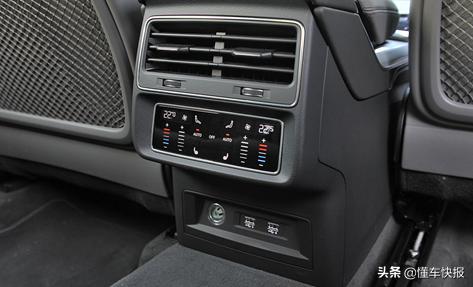 奥迪q855tfsi臻选动感型试驾,沉浸式体验24款奥迪q8臻选动感型